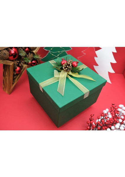 Yılbaşı Yeşil -Kalın Karton -Kokinalı - Büyük Boş Hediye Kutusu