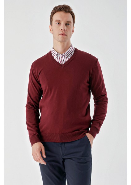 Erkek Koyu Bordo Basic V Yaka Dynamic Fit Rahat Kesim Triko