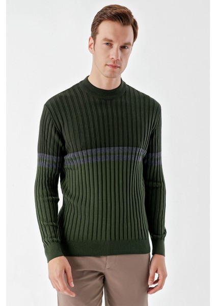 Erkek Haki Trend Panolu Bato Yaka Dynamic Fit Rahat Kesim Triko modelleri