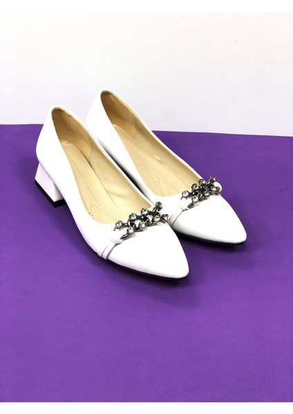 Kafkaslar 3 cm Kalın Topuk Zincir Taş Detaylı Kadın Stiletto Klasik Ayakkabı modelleri