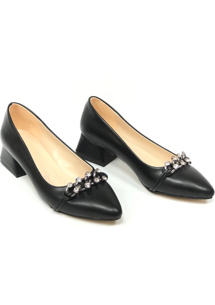 Kafkaslar 3 cm Kalın Topuk Zincir Taş Detaylı Kadın Stiletto Klasik Ayakkabı