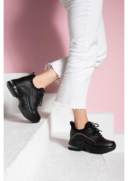 Mariangeles Kadın Sneakers Bağcıklı Taşlı Spor Ayakkabı Siyah Deri