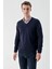Erkek Lacivert Basic V Yaka Dynamic Fit Rahat Kesim Triko 3