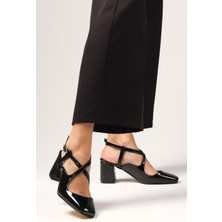 Mio Gusto Catalina Siyah Renk Arkası Açık Küt Burunlu Kadın Topuklu Ayakkabı