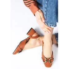 Mio Gusto Dita Taba Renk Toka Aksesuarlı Arkası Açık Kadın Kısa Topuklu Ayakkabı