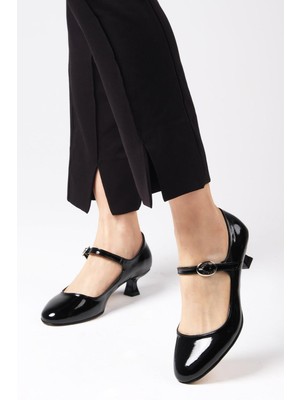 Mio Gusto Gabriela Siyah Renk Rugan Kadın Kısa Topuklu Ayakkabı