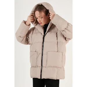 Oversize Fit Kapüşonlu Şişme Mont Bayan Mont 640Y047