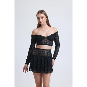 Siyah Dantel Omuzları Açık Etek Crop 2 Li Takım