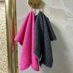 Fine Clean ( 2 Adet ) Mikrofiber Simli , Tırtıklı Halı Koltuk Duşakabin Yıkama Bezi Telli Zor Kir