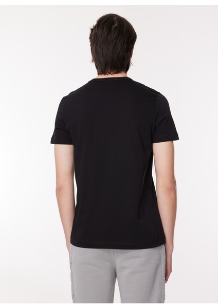 Bisiklet Yaka Düz Siyah Erkek T-Shirt 23IU1M0F013P400_T-SHIRT Jersey indirimleri
