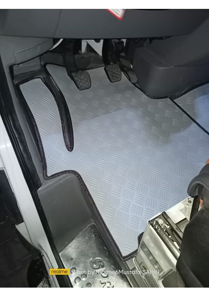 Tercih Kauçuk Volkswagen Crafter 2006 Sonrası Şoför Mahalli 3 Parça Gri Paspası