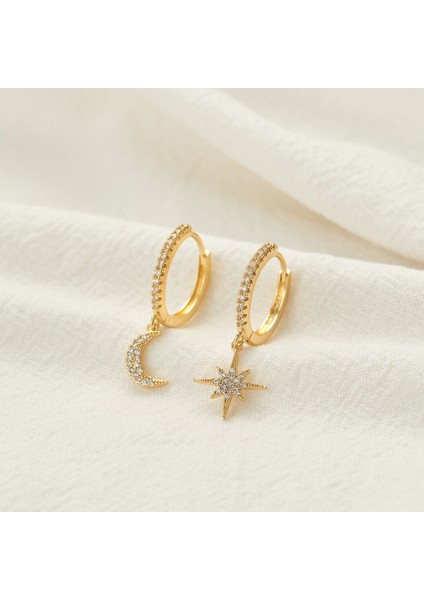 Halka Post Dangle Halka Altın Kaplama Yıldızlı Küçük Halka Kadın Ay Yıldızlı Huggie Küpe (Yurt Dışından) fiyatları