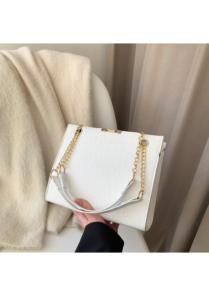 Zincir Koltuk Altı Çanta Doku Omuz Messenger Çanta Büyük Kapasiteli Küçük Kare Çanta (Yurt Dışından) fiyatları