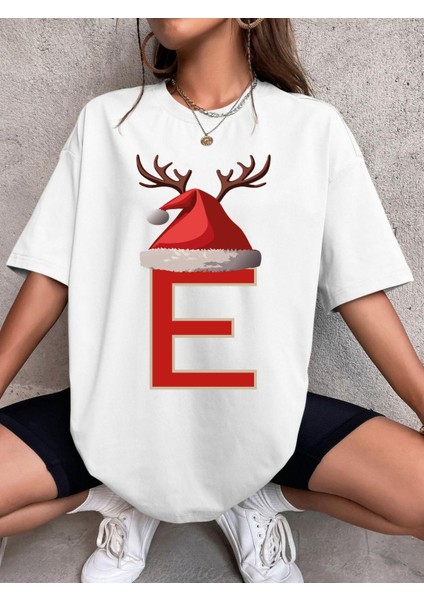 Baş Harf Yazılı Noel Şapkalı Yıl Başı T-Shirt