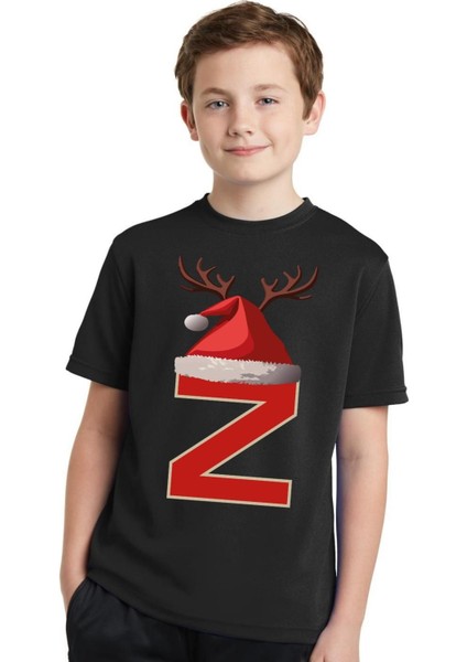 Baş Harf Yazılı Noel Şapkalı Yıl Başı T-Shirt