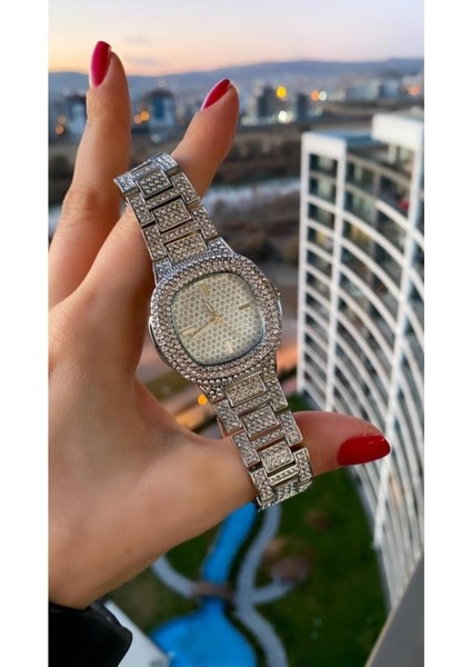 Kadın Çelik Yeni Model Swarovski Taşlı Çelik Kol Saati