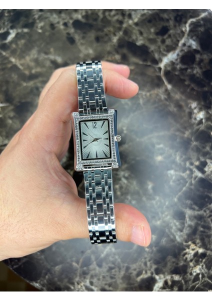 Zirkon Taşlı Gümüş Renk Analog Kol Saati