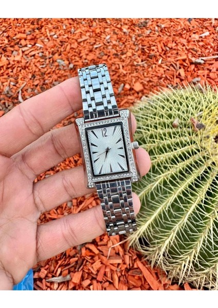Zirkon Taşlı Gümüş Renk Analog Kol Saati