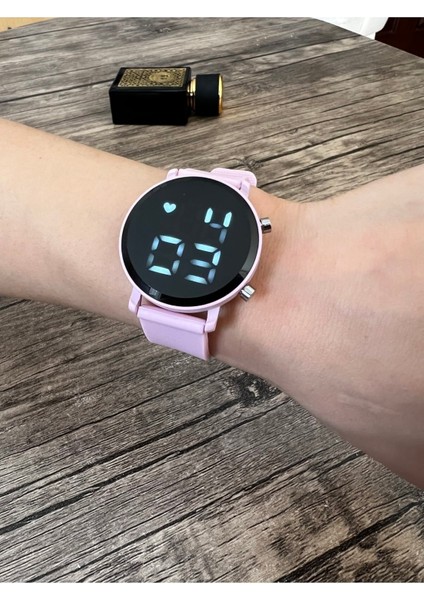 Pembe Silikon Kordonlu LED Watch Genç Kız Kadın Kol Saati