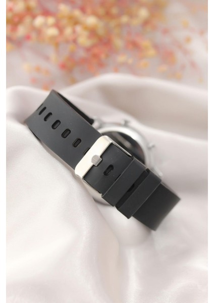 Unisex Siyah Kordon Gümüş Kasa Silikon Kordon Dijital Kol Saati modelleri