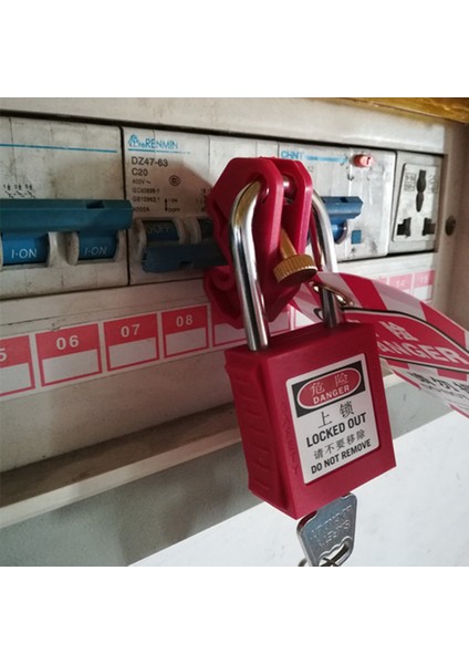 Vidalı Devre Emniyet Kilitli Devre Kesici Kilitleme Cihazı Evrensel Tek ve Çok Kutuplu Kesiciler, Dayanıklı, Güvenli (Yurt Dışından) modelleri