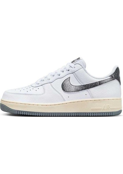 Air Force 1 '07 Lx DV7183-100 modelleri