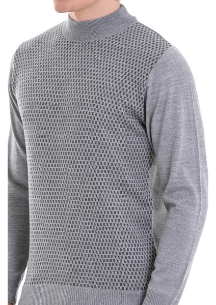 Gri Regular Fit Jakarlı Yarım Balıkçı Yaka Yünlü Triko Kazak indirimleri