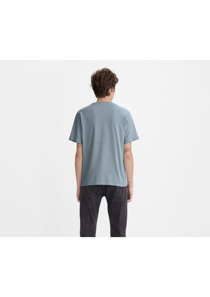 Relaxed Fit Tee