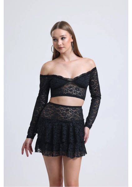 Siyah Dantel Omuzları Açık Etek Crop 2 Li Takım