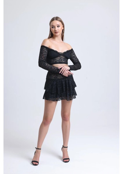 Siyah Dantel Omuzları Açık Etek Crop 2 Li Takım fiyatları