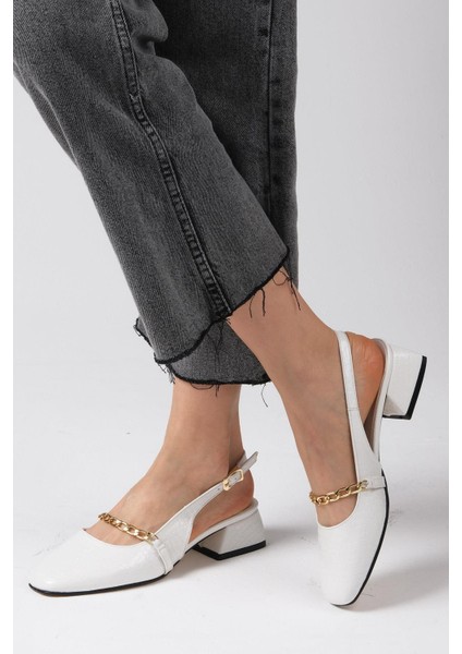 Renata Beyaz Renk Arkası Açık Kısa Topuklu Kadın Ayakkabı