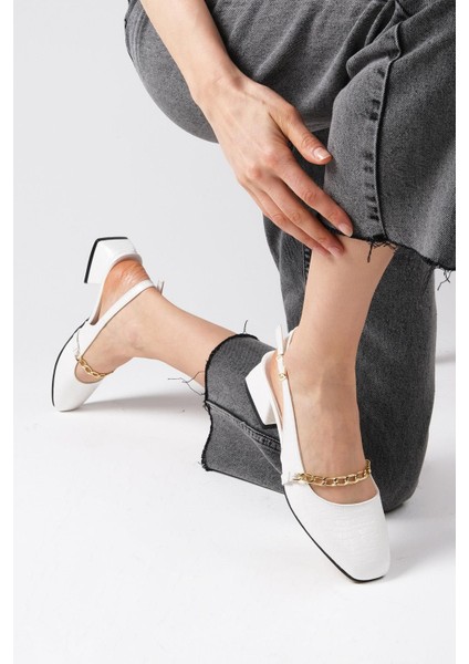 Renata Beyaz Renk Arkası Açık Kısa Topuklu Kadın Ayakkabı fırsatları