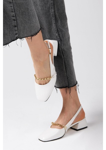 Renata Beyaz Renk Arkası Açık Kısa Topuklu Kadın Ayakkabı indirimleri