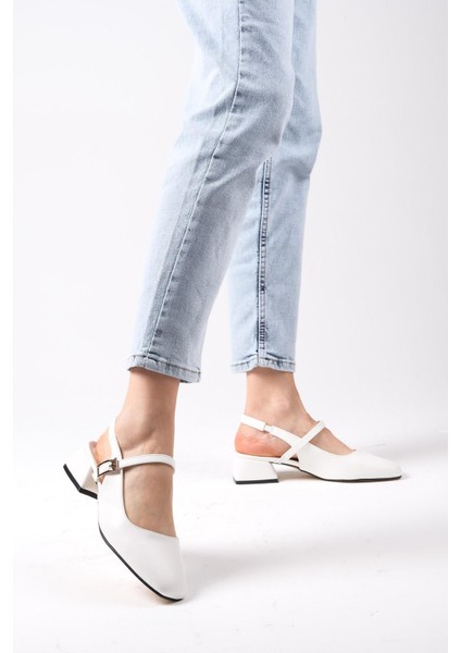 Ella Beyaz Renk Arkası Açık Kadın Kısa Topuklu Ayakkabı modelleri