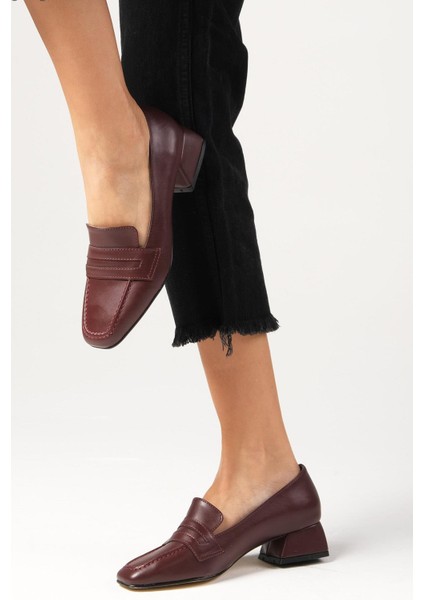 Cecille Bordo Renk Küt Burunlu Kısa Topuklu Kadın Ayakkabı modelleri