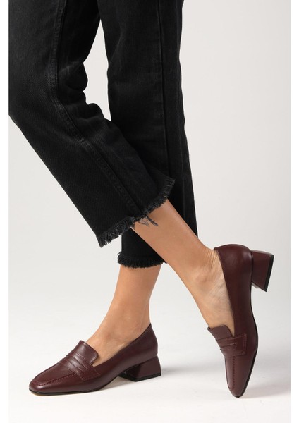 Cecille Bordo Renk Küt Burunlu Kısa Topuklu Kadın Ayakkabı indirimleri