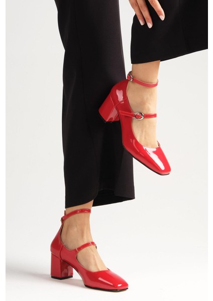 Thalia Kırmızı Rugan Küt Burunlu Topuklu modelleri