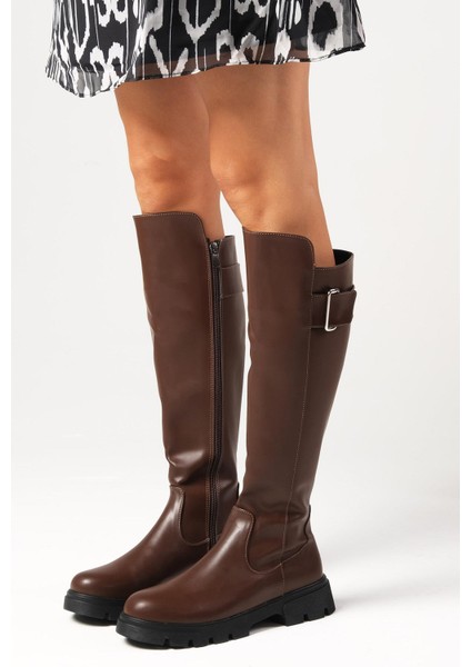 Kahverengi Kadın Çizme Yandan Fermuarlı Kalın Tabanlı Suni Deri Şık Tasarım modelleri