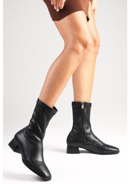 Erica Siyah Küt Burunlu Kısa Topuklu Kadın Streç Bot fiyatları