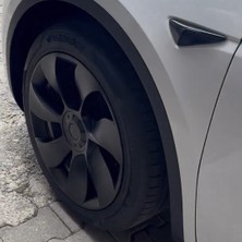 Tesla Model Y 19’’ Mat Siyah Cyclone Jant Kapakları