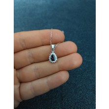 Parla Gümüş Pırlanta Montür Üzerine Mistik Topaz Zirkon Taşlı 925 Ayar Gümüş Kolye