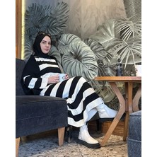 Touche Semra Ilhan - Touche Çizgili Oversize Triko Elbise