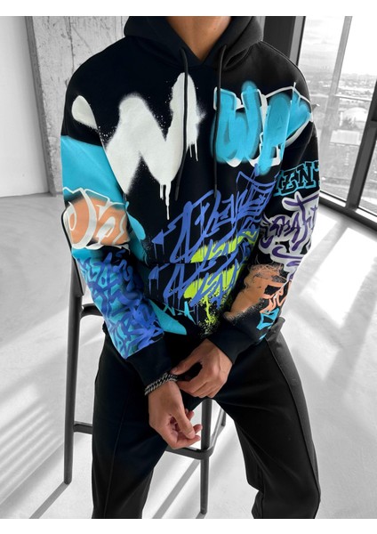 Oversize Graffiti Kapşonlu Sweatshirt Siyah