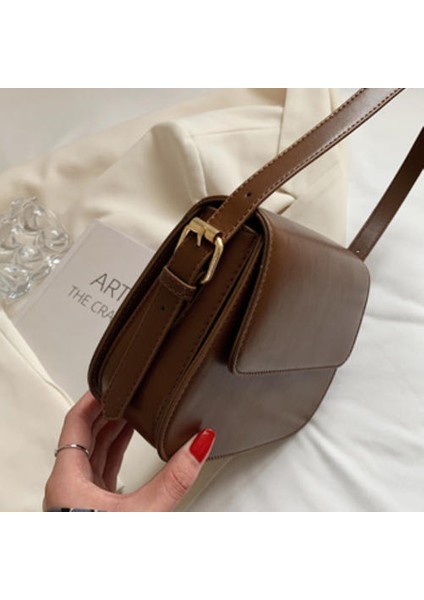 Yumuşak Deri Kadın Çantası Retro Eyer Çanta, Niş Moda Tek Omuzlu Haberci Çanta (Yurt Dışından)