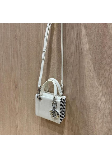 Niş Tatlı Mizaç Diana Çantası, Şık ve Çok Yönlü Tek Omuzlu Messenger El Çantası (Yurt Dışından) modelleri