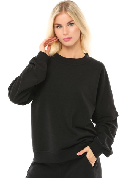 Kadın Bisiklet Yaka Kol Detaylı Oversize Fit Basic Sweatshirt Siyah fiyatları