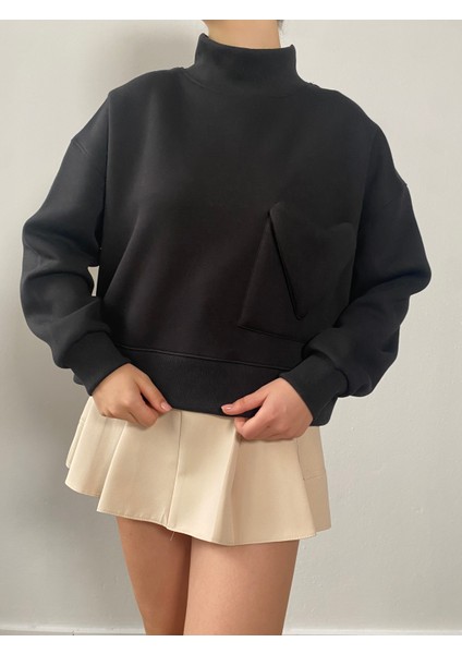 Siyah Kalp Detaylı Oversize Sweatshirt