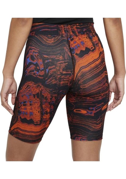 Nıke Sportswear Essentıals Kadın Şort DM4738-010 modelleri