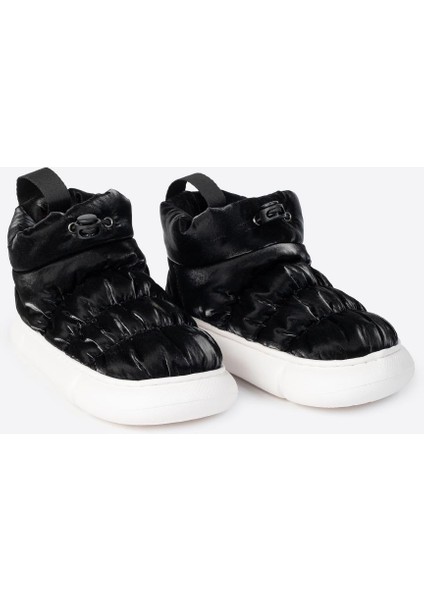 Kreş Ve Ev Yumuşak Tabanlı Çocuk Bot