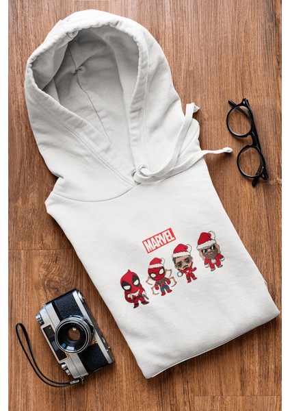 Marvel Yılbaşı Kapşonlu Sweatshirt indirimleri